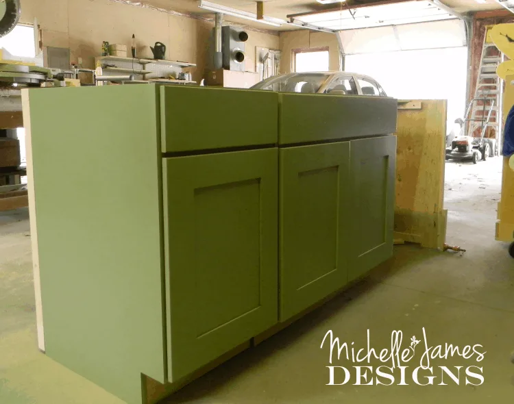 Kitchen Remodel - New Cabinets - www.michellejdesigns.com