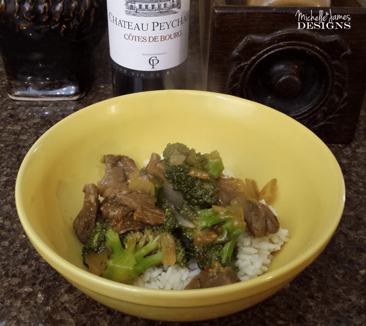 Homemade Beef and Broccoli - www.michellejdesigns.com - how to make your own beef and broccoli and it even tastes great!