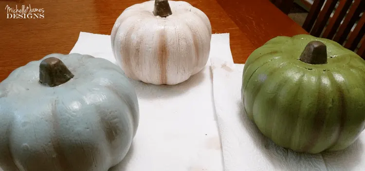 How-To-Transform-Foam-Pumpkins-Into-Pretty-Fall-Decor - www.michellejdesigns.com - I used paint to transform some hideous, bright orange pumpkins into pretty fall decor.