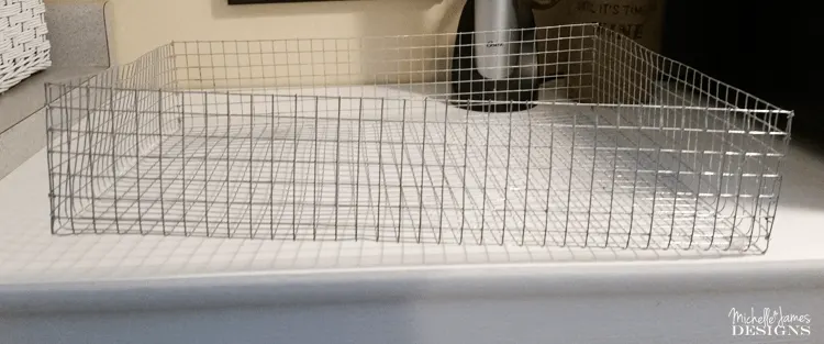 DIY: Fabric Chicken Wire Frame