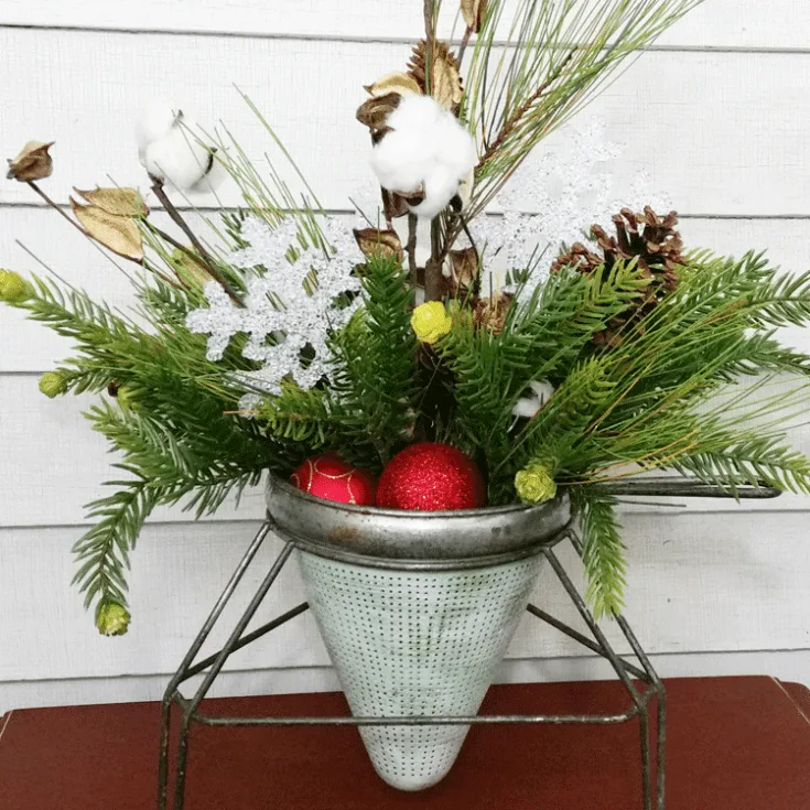 A Vintage Canning Colander Is Made Over Into Farmhouse Holiday Decor