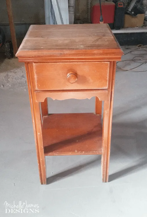 Tired Telephone Table - www.michellejdesigns.com - I transformed this tired telephone table into a beautiful piece of new found love with Fusion Mineral Paint.