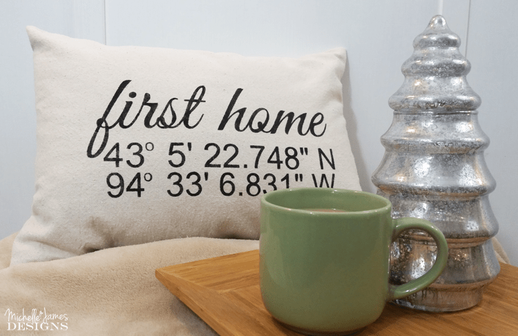 Coordinates Throw Pillow - www.michellejdesigns.com - I was asked to create some coordinates throw pillows for some first home gifts. I used drop cloth and my Silhouette Cameo and they turned out so nice!