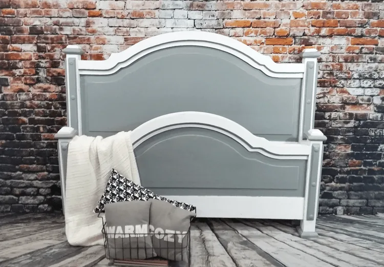 I used my Finishmax HomeRight paint sprayer to complete a makeover on this farmhouse style bed. It made quick work of the painting and let me finish this furniture DIY quickly and easily