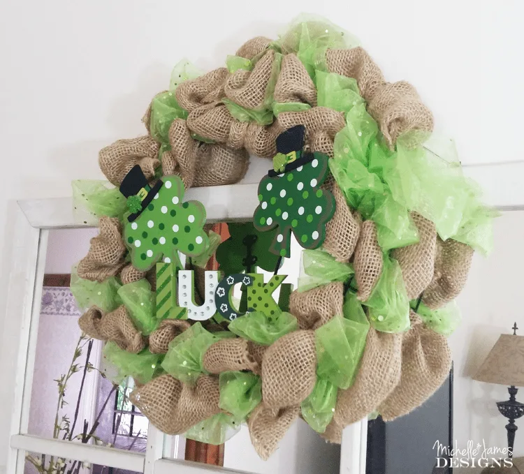 I have always wanted to try to make a burlap wreath. I needed something for St. Patrick's Day so I did it! I couldn't be happier with the way it turned out. What a great DIY decor project.