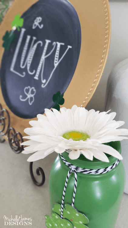 A dollar store charger plate and some chalkboard paint can make a lucky St Patrick's Day Chalkboard to add to your holiday decor!