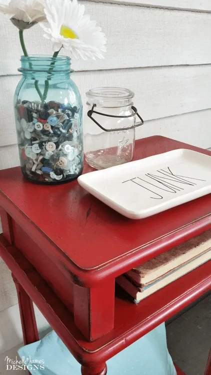 Red is not a color I use too often but after completing this painted red table my mind has been changed. The color along with the distressing turned out perfectly! www.michellejdesigns.com