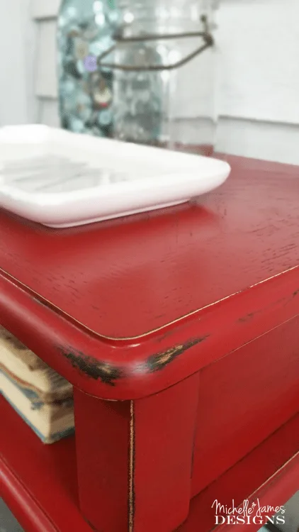 Red is not a color I use too often but after completing this painted red table my mind has been changed. The color along with the distressing turned out perfectly! www.michellejdesigns.com