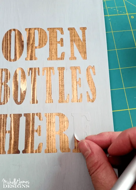 This bottle opener tutorial is really easy and will only take a day to complete! www.michellejdesigns.com