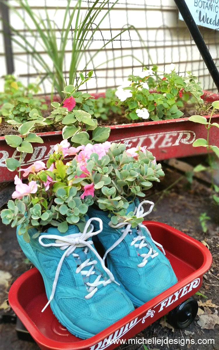 Flower hot sale tennis shoes