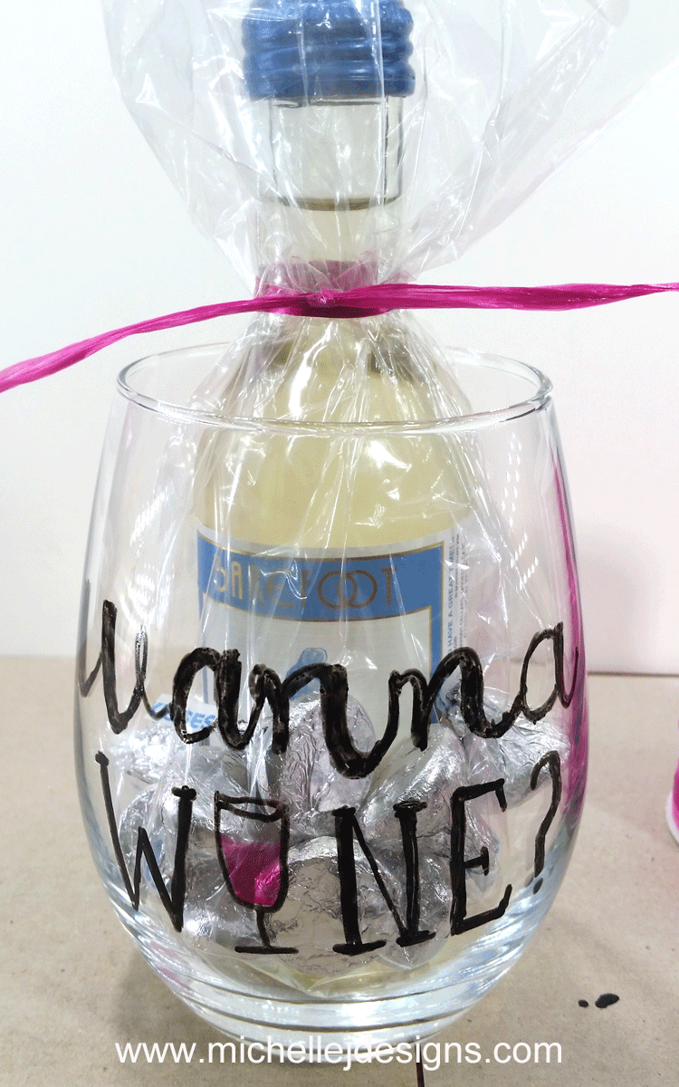 Have you ever wanted to create your own design on a coffee cup or a glass vase? This technique using glass paint markers makes is possible and fun! - www.michellejdesigns.com