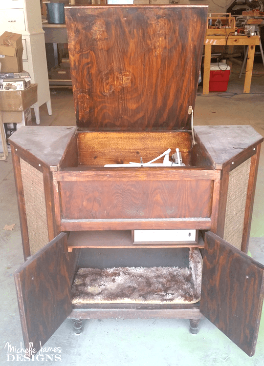 Giving A Vintage Turntable Cabinet A Much Needed Make Over