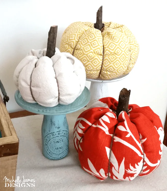 I love pumpkins. I decided to make DIY fabric pumpkins this year to ease into my fall decor! - www.michellejdesigns.com