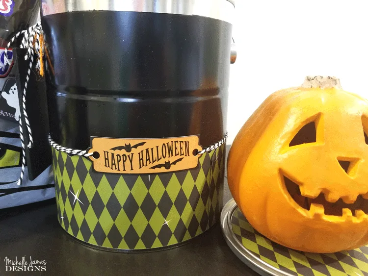 Make someone's Halloween special and BOO It Forward with a fun bucket full of surprises! - www.michelledjdesigns.com