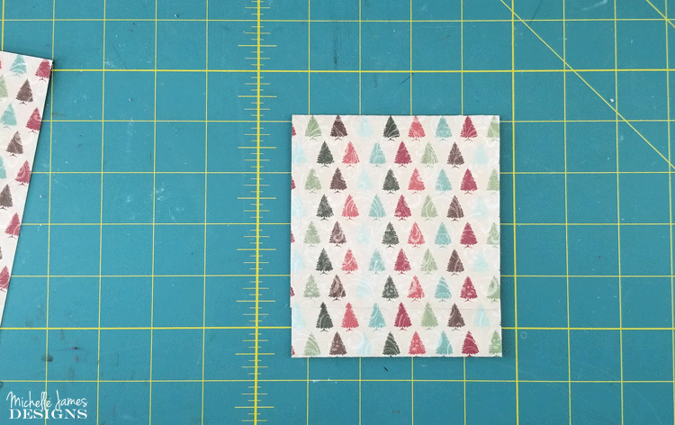 I love to give gift cards as gifts but sometimes the packaging can be just so so. Or..really expensive. You can create this Christmas Money Card in no time flat! - www.michellejdesigns.com
