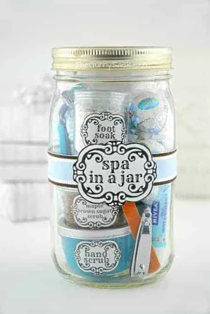 I love to make creative gifts for people. A gift in a jar is so fun and easy to make and you can customize each one for a special person. Check out these awesome gift in a jar ideas -#gifts #giftideas #jargifts #giftinajar - www.michellejdesigns.com