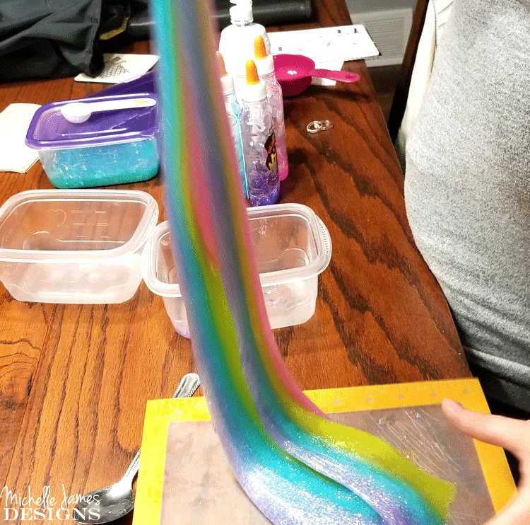 Making slime was fun and I am showing you how to make your own mermaid and rainbow slime! - www.michellejdesigns.com