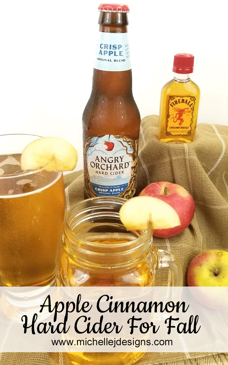 I love apple cider in the fall. The spices are great and they all blend together. This apple cinnamon hard cider recipes gives cider and alcohol twist! - www.michellejdesigns.com