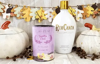 It is always fun experiment with new products and recipes. This easy RumChata Vanilla Chai Tea is the perfect warm drink for fall! - www.michellejdesigns.com #fallcocktails #falldrinks