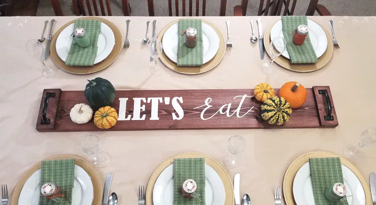 DIY Rustic Wood Table Runner - Blooming Homestead