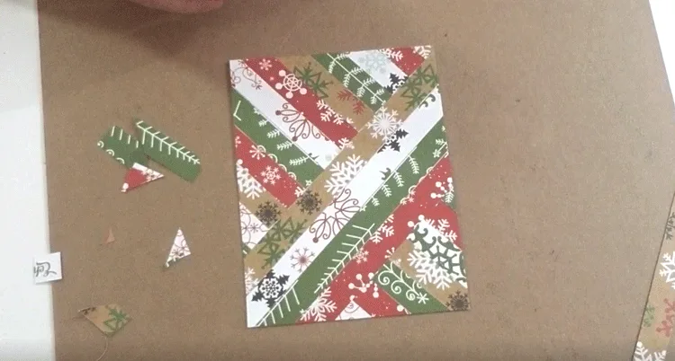 Create A Paper Strips Christmas Card - Michelle James Designs