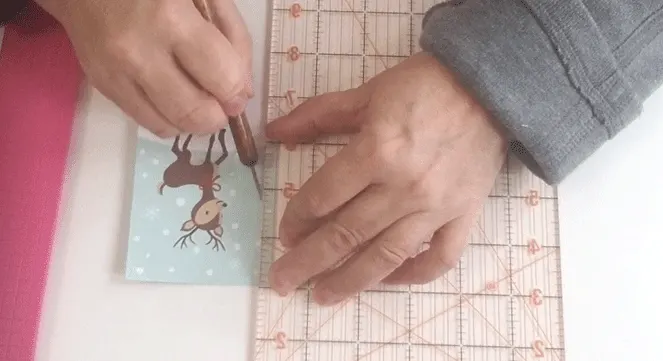 People love to receive handmade cards. In this post I am showing how to create an easy Christmas Reindeer card that opens to a fun surprise! www.michellejdesigns.com #michellejdesigns #handmadecards #echopark