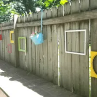 Finished chalk painted upcylcled frames to decorate my outdoor fence.