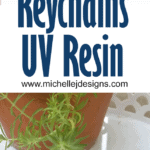 Finished DIY keychains using UV Resin and vinyl
