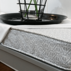 Modern-Bench - www.michellejdesigns.com - I sewed my way to the most fun modern bench ever!